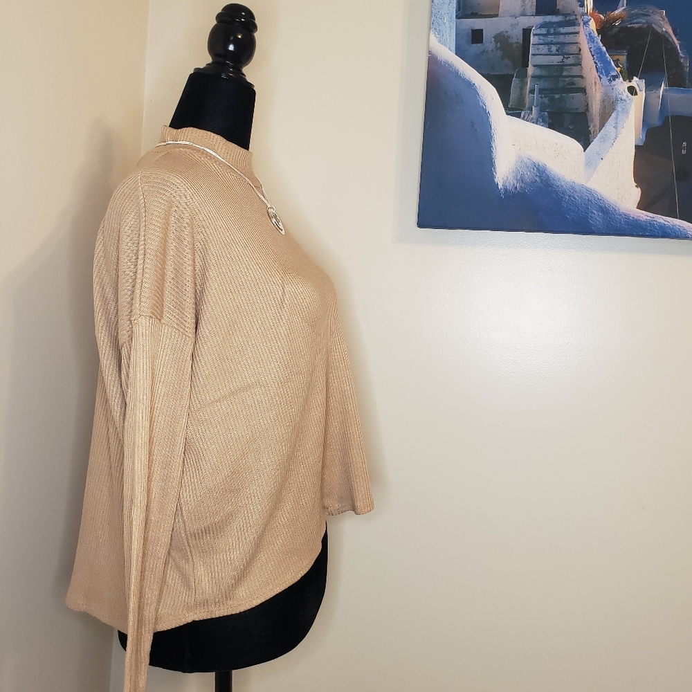 Sweater - Picture 3 of 3